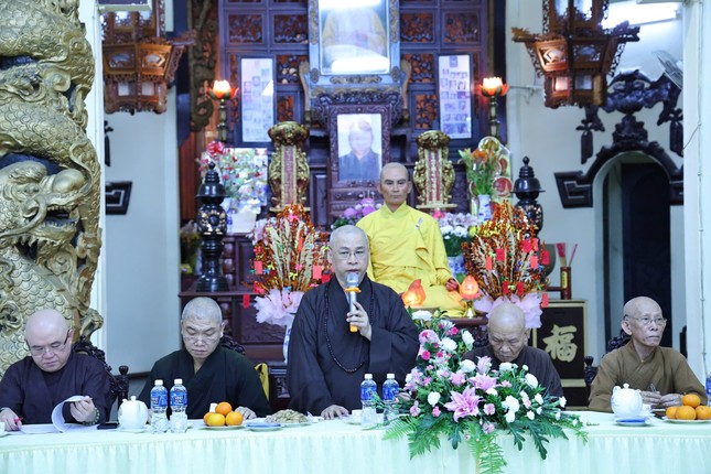 Thượng toạ Thích Minh Nhựt, Trưởng ban Trị sự GHPGVN Q.Phú Nhuận phát biểu
