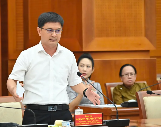 Trưởng ban Tuyên giáo và Dân vận Thành ủy TP.HCM Nguyễn Mạnh Cường phát biểu Trưởng ban Tuyên giáo và Dân vận Thành ủy TP.HCM Nguyễn Mạnh Cường phát biểu