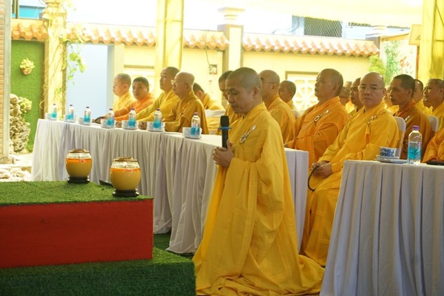 Đại đức Thích Quảng Minh tác bạch Đại đức Thích Quảng Minh tác bạch