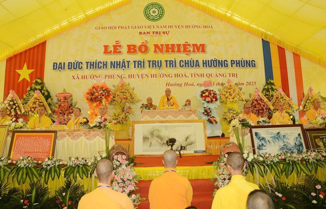 Hòa thượng Thích Thiện Tấn ban đạo từ Hòa thượng Thích Thiện Tấn ban đạo từ