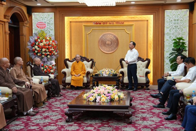 Bí thư Tỉnh ủy Hà Tĩnh Nguyễn Duy Lâm phát biểu Bí thư Tỉnh ủy Hà Tĩnh Nguyễn Duy Lâm phát biểu