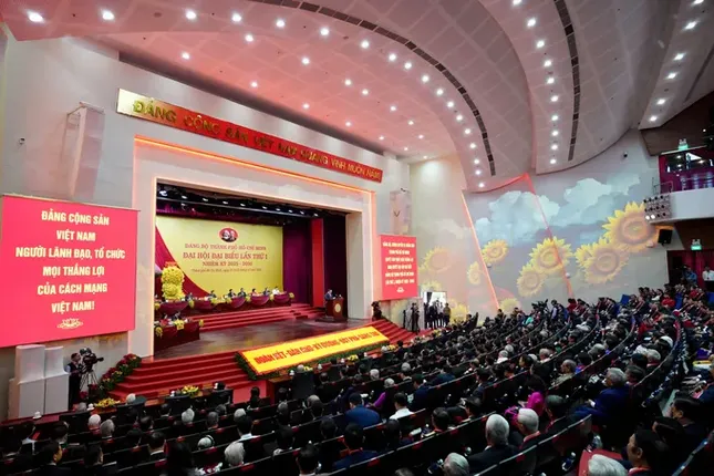 Quang cảnh đại hội