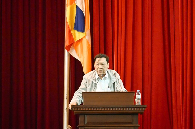 Giáo sư Lương Gia Tĩnh phát biểu Giáo sư Lương Gia Tĩnh phát biểu