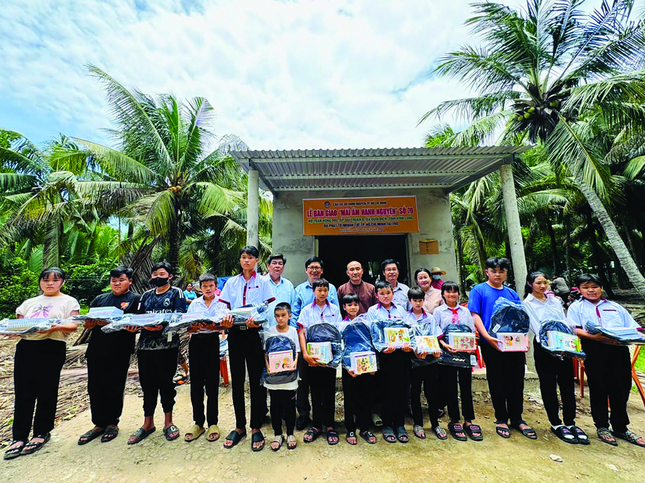 Những yêu thương được nối dài từ Đại đức Thích Thiện Nghĩa