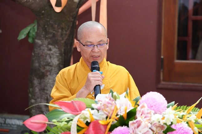 Thượng tọa Thích Trí Nghĩa phát biểu khai mạc Thượng tọa Thích Trí Nghĩa phát biểu khai mạc