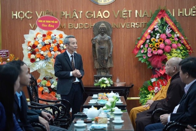 Trưởng ban Tuyên giáo và Dân vận TP.Huế Hoàng Khánh Hùng phát biểu chúc mừng Trưởng ban Tuyên giáo và Dân vận TP.Huế Hoàng Khánh Hùng phát biểu chúc mừng