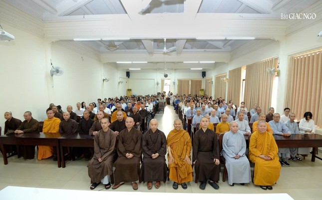 Các học viên khoa Phật học từ xa khóa XI sẽ chính thức học vào đầu tháng 12-2025