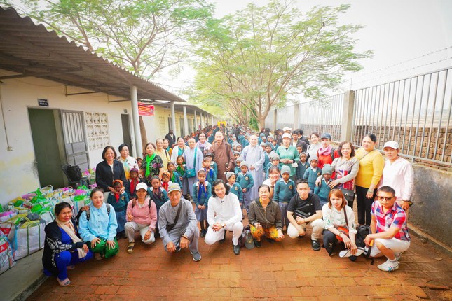 Golden Smile Travel là đơn vị triển khai bán độc quyền chương trình Pháp hội xá-lợi Phật Golden Smile Travel là đơn vị triển khai bán độc quyền chương trình Pháp hội xá-lợi Phật