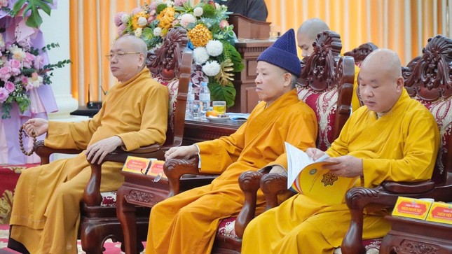 Chư tôn đức tham dự