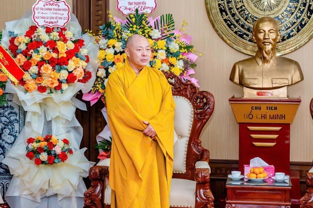 Thượng tọa Thích Tâm Định phát biểu