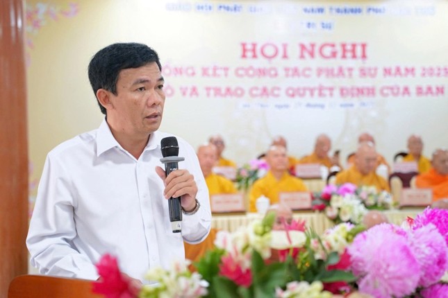 Ông Lâm Hoàng Mẫu phát biểu