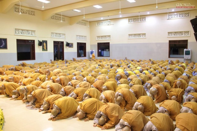 Ngũ thể đầu địa