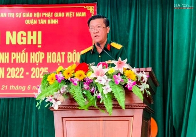 Thượng tá Nguyễn Văn Bình, Chính Trị viên Ban Chỉ huy Quân sự quận phát biểu Thượng tá Nguyễn Văn Bình, Chính Trị viên Ban Chỉ huy Quân sự quận phát biểu