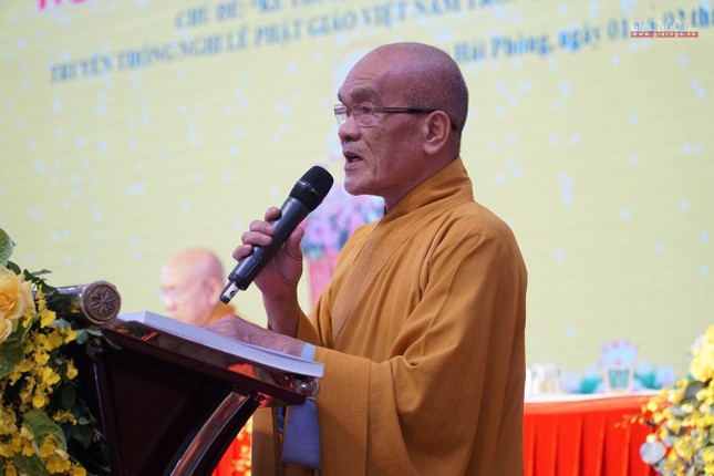 Hòa thượng Thích Giác Liêm đúc kết hội thảo