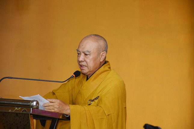 Hòa thượng Thích Nhựt Hỷ đọc lời tưởng niệm