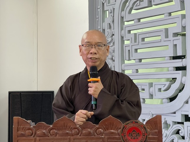 Hòa thượng Thích Huệ Minh phát biểu khai mạc