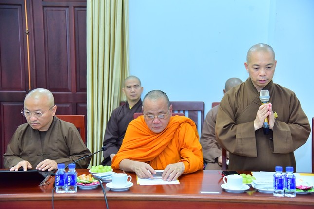 Thượng tọa Thích Quang Thạnh trình bày chương trình tu học Thượng tọa Thích Quang Thạnh trình bày chương trình tu học