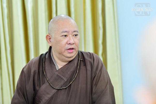 Thượng tọa Thích Đồng Văn, Trưởng phòng Sau đại học Thượng tọa Thích Đồng Văn, Trưởng phòng Sau đại học