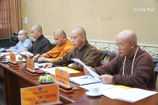 Chư tôn đức thảo luận bổ sung vào quy chế đào tạo hệ Sau đại học Chư tôn đức thảo luận bổ sung vào quy chế đào tạo hệ Sau đại học