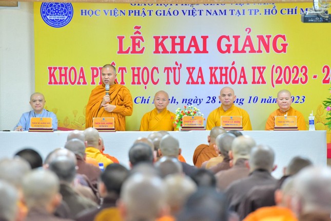 Thượng tọa Thích Giác Hoàng phát biểu Thượng tọa Thích Giác Hoàng phát biểu