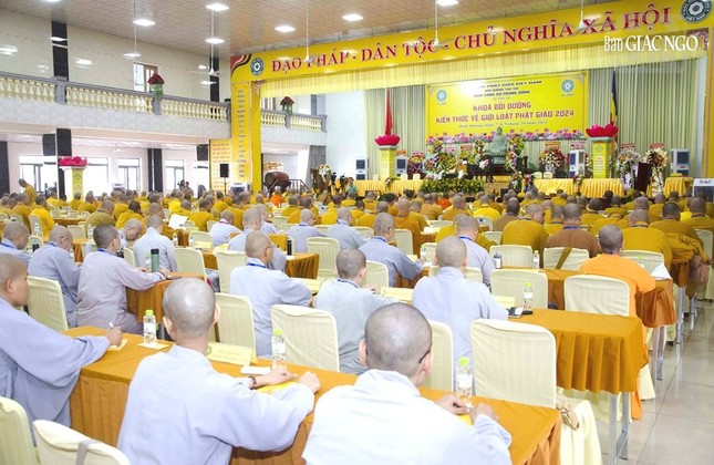 Ngày học thứ 2 được chư tôn đức quan tâm và đây cũng là chủ đề trọng tâm của khóa bồi dưỡng Ngày học thứ 2 được chư tôn đức quan tâm và đây cũng là chủ đề trọng tâm của khóa bồi dưỡng