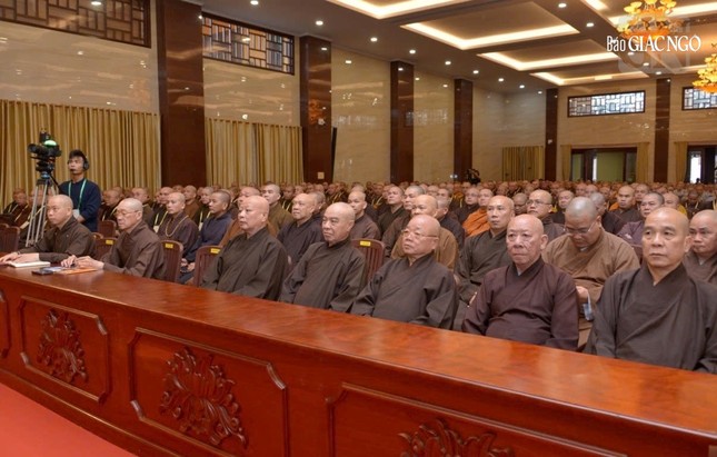 Chư tôn giáo phẩm tham dự