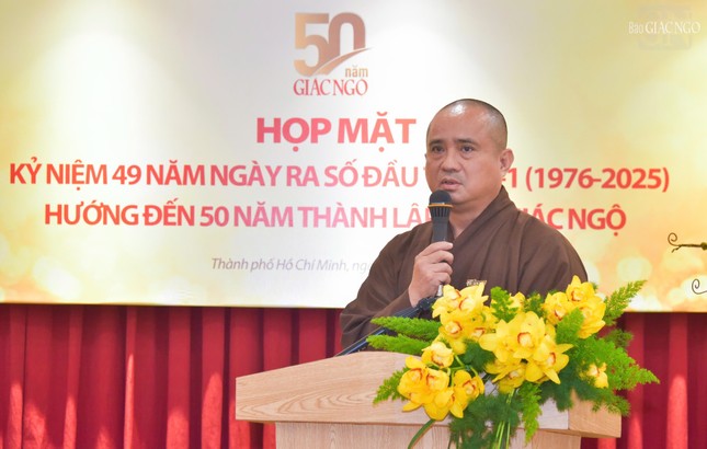 Thượng tọa Thích Tâm Hải đúc kết, để cho Giác Ngộ vững bước đến ngày hôm nay là nhờ sự đóng góp nhiều thế hệ Thượng tọa Thích Tâm Hải đúc kết, để cho Giác Ngộ vững bước đến ngày hôm nay là nhờ sự đóng góp nhiều thế hệ