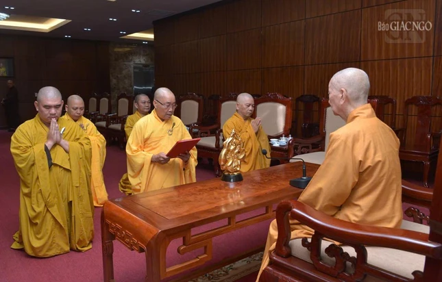 Hòa thượng Thích Minh Nhật, Trưởng ban Trị sự Phật giáo tỉnh Bình Thuận bạch trình Phật sự quan trọng của tỉnh nhà lên Đức Pháp chủ