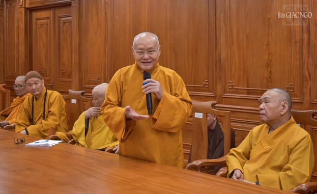 Trưởng lão Hòa thượng Thích Nhật Quang bày tỏ niềm xúc động khi nghĩ về sự kiện Bồ-tát Thích Quảng Đức vị pháp thiêu thân Trưởng lão Hòa thượng Thích Nhật Quang bày tỏ niềm xúc động khi nghĩ về sự kiện Bồ-tát Thích Quảng Đức vị pháp thiêu thân