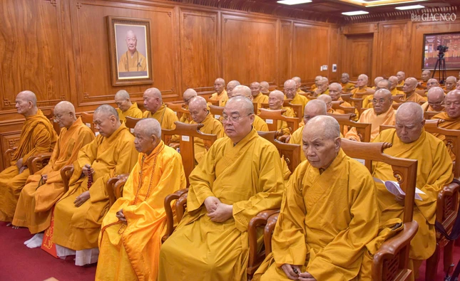 Chư vị Trưởng lão thành viên Hội đồng Chứng minh ở khắp các tỉnh, thành phố đều về tham dự