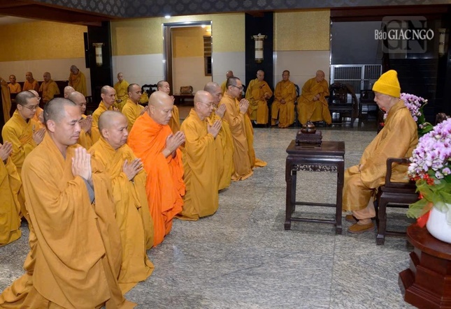 Phái đoàn Ban Trị sự Phật giáo tỉnh Đồng Nai khánh tuế Đức Pháp chủ