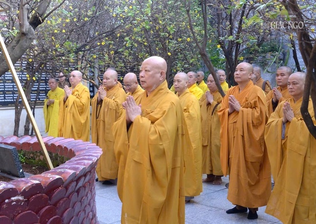 Chư Tăng Phật giáo Thành phố và tông môn Vạn Đức đồng cử hành lễ tảo tháp