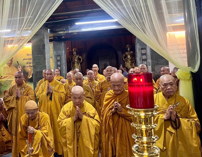 Chư tôn đức tiễn biệt vị Trưởng lão có nhiều đóng góp cho Giáo dục và Hoằng pháp của Phật giáo Việt Nam hiện đại