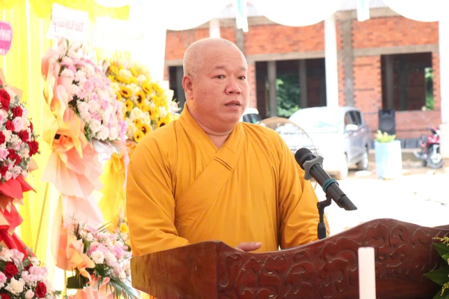 Thượng toạ Thích Tâm Khiết phát biểu khai mạc Thượng toạ Thích Tâm Khiết phát biểu khai mạc