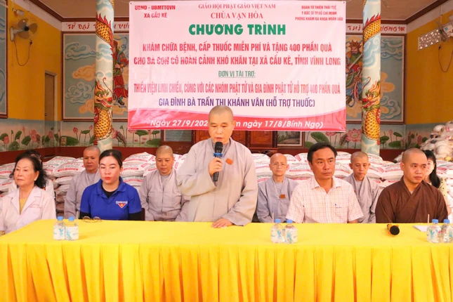 Ni sư Thích nữ Linh Viên đại diện chư Ni thiền viện Linh Chiếu phát biểu