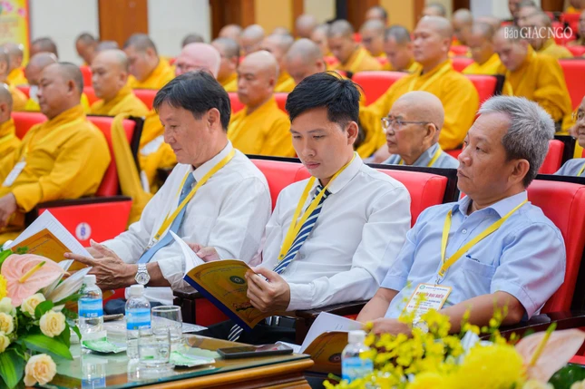 Lãnh đạo tỉnh Khánh Hòa tham dự phiên thứ nhất đại hội