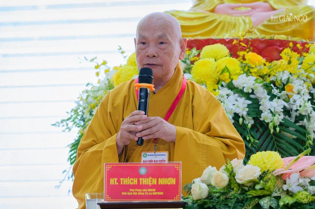 Trưởng lão Hòa thượng Thích Thiện Nhơn ban đạo từ Trưởng lão Hòa thượng Thích Thiện Nhơn ban đạo từ