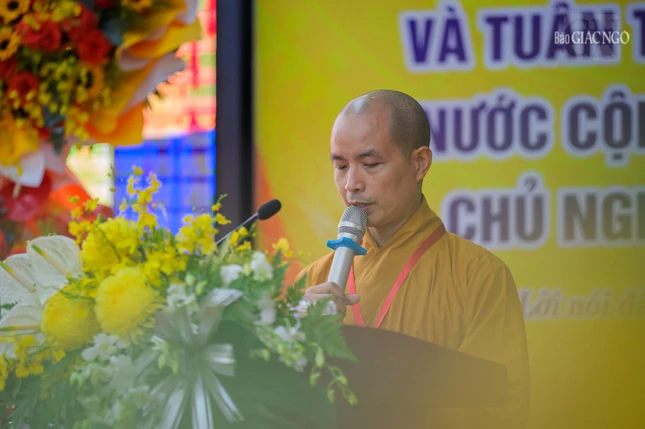Thượng tọa Thích Nguyên Đăng, Chánh Thư ký Ban Trị sự Phật giáo tỉnh Khánh Hòa trình Nghị quyết Đại hội Thượng tọa Thích Nguyên Đăng, Chánh Thư ký Ban Trị sự Phật giáo tỉnh Khánh Hòa trình Nghị quyết Đại hội