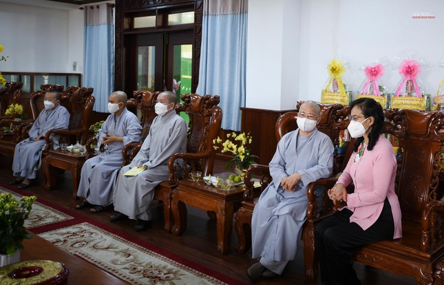 Bà Nguyễn Thị Kim Dung vui mừng trước những đóng góp của Ni giới thời gian qua