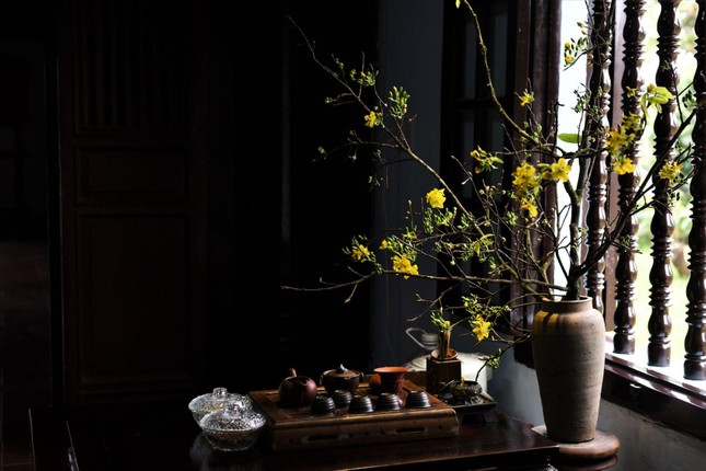 Góc trà yên tĩnh là không gian mà chư Tăng thường dùng để đón tiếp khách quý đến thăm