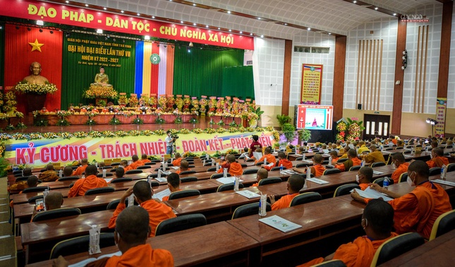 Toàn cảnh phiên họp trù bị Đại hội đại biểu Phật giáo tỉnh Trà Vinh nhiệm kỳ 2022-2027