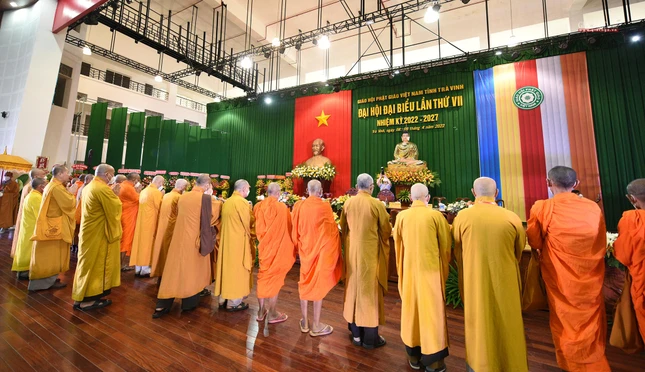 Thực hiện nghi thức Đạo ca