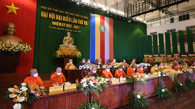 Đoàn Chủ tọa điều hành đại hội