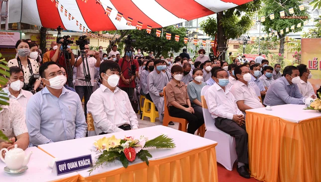 Đại diện chính quyền tham dự chương trình