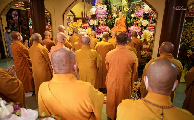 Lễ tưởng niệm tại Tổ đường chùa Liên Hoa