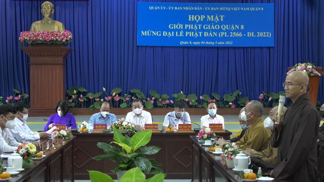 Thượng tọa Thích Thiện Quý, Phó ban kiêm Chánh Thư ký Ban Trị sự GHPGVN TP.HCM phát biểu