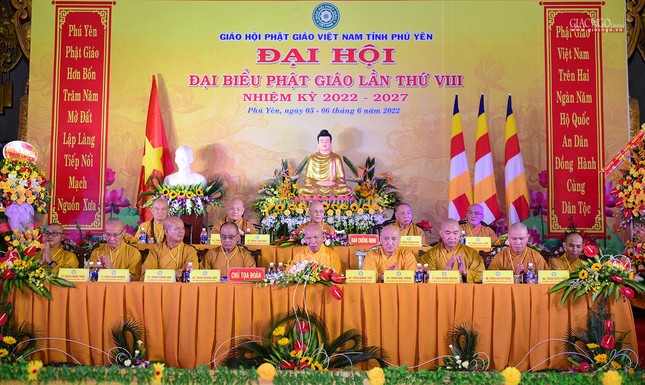 Ban Chứng minh và Chủ tọa đoàn điều hành Đại hội đại biểu Phật giáo tỉnh Phú Yên lần thứ VIII, nhiệm kỳ 2022-2027