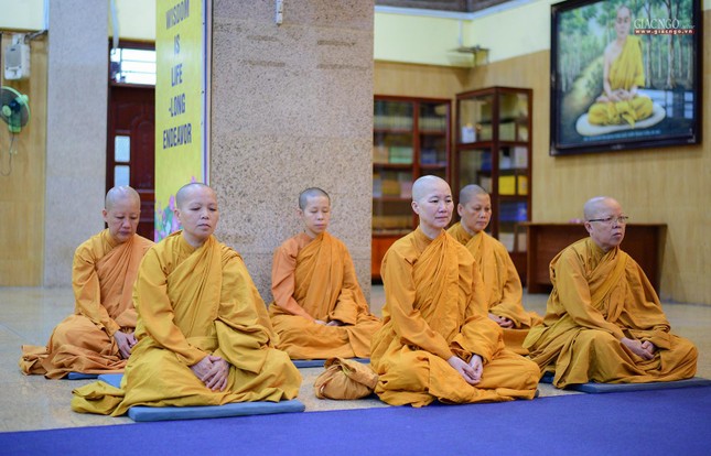 Ban Quản chúng Ni giới