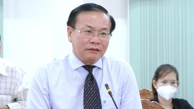 Ông Nguyễn Văn Hòa chúc mừng tân Ban Trị sự tỉnh Kon Tum Ông Nguyễn Văn Hòa chúc mừng tân Ban Trị sự tỉnh Kon Tum