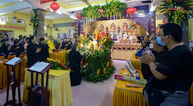 Trai đàn cầu siêu tại chùa Long Hoa Trai đàn cầu siêu tại chùa Long Hoa